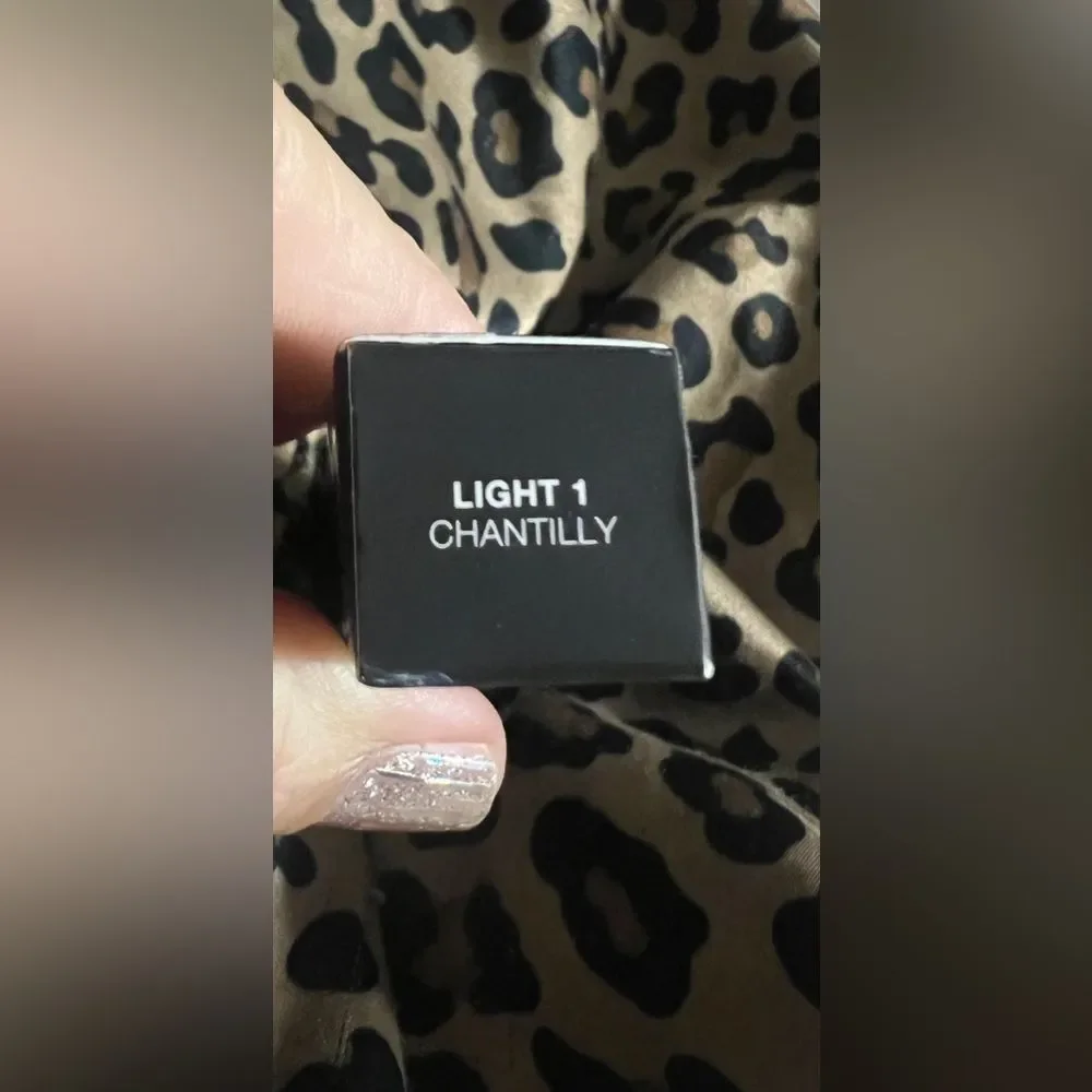 NARS Radiant Creamy Concealer~ Light 1 Chantilly Full Size